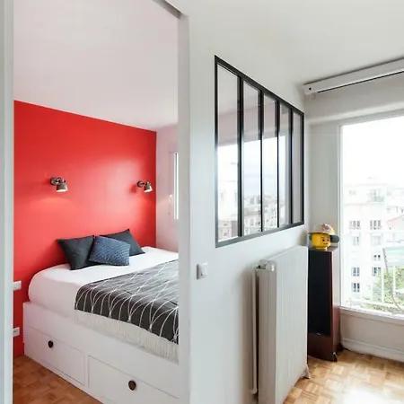 Apartamento Well-designed Flat With Balcony And View Over París